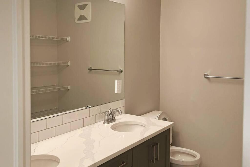 Apartment In South *